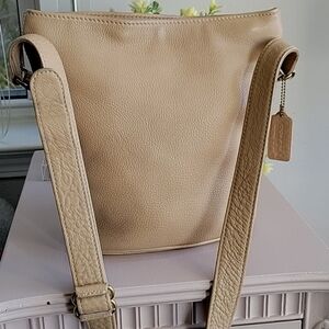Vintage COACH Sand Sonoma Bucket Crossbody Leather Bag #4907